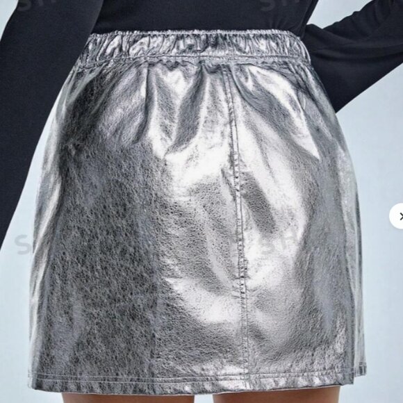 Metallic Skirt - Picture 2 of 2